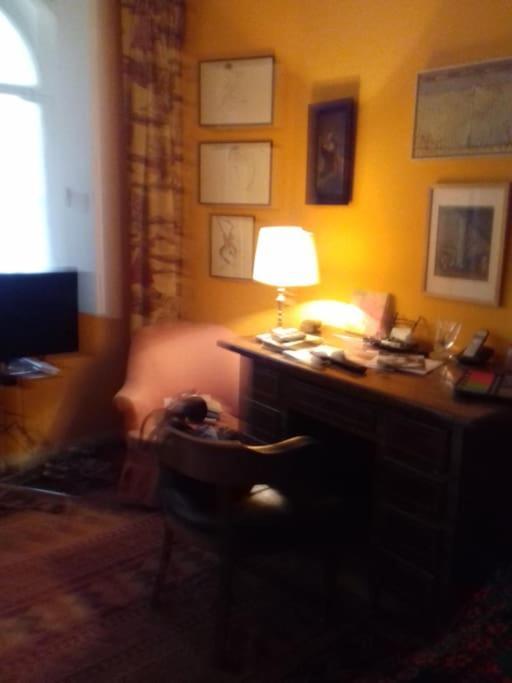 Beau Temps Aux Champs Elysees, Tour Eiffel Apartamento